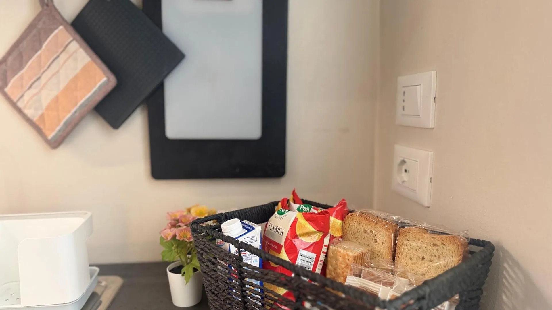 A Casa Di Imma A 5 Min Stazione Centrale, Wi-Fi Veloce, Balcone Abitabile Milan Appartement