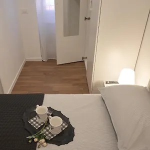 Appartamento G62 Confortevole Bilocale Zona Stazione, Milano