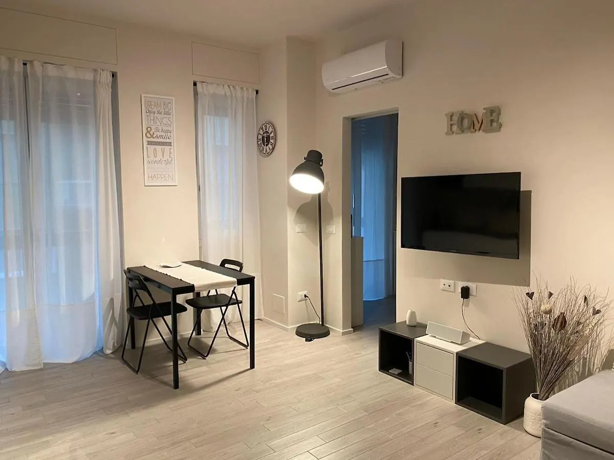 מילאנו A Casa Di Imma A 5 Min Stazione Centrale, Wi-Fi Veloce, Balcone Abitabile