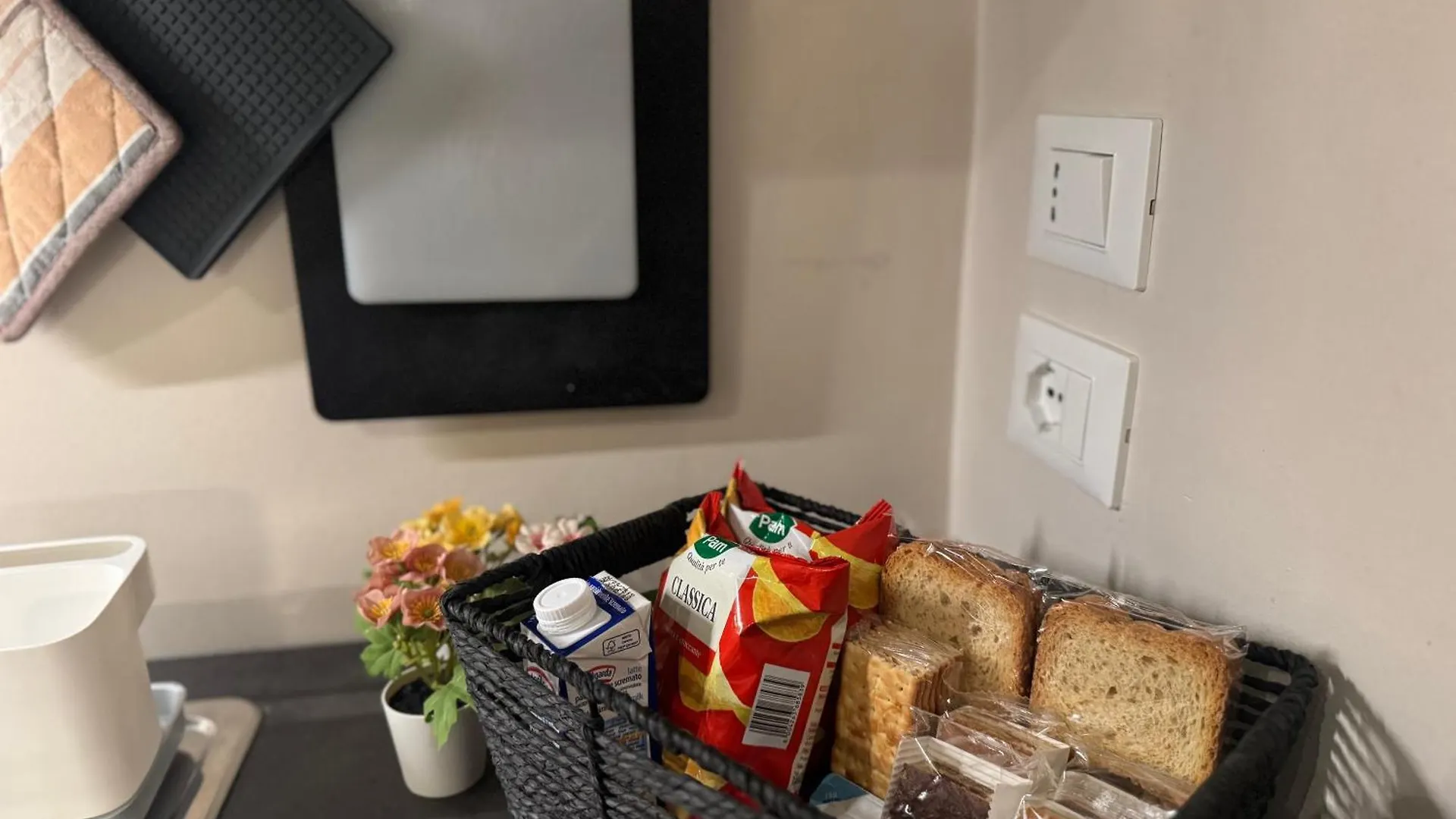 מילאנו A Casa Di Imma A 5 Min Stazione Centrale, Wi-Fi Veloce, Balcone Abitabile דירה